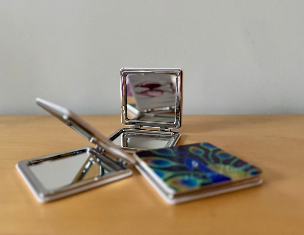 Compact mirrors