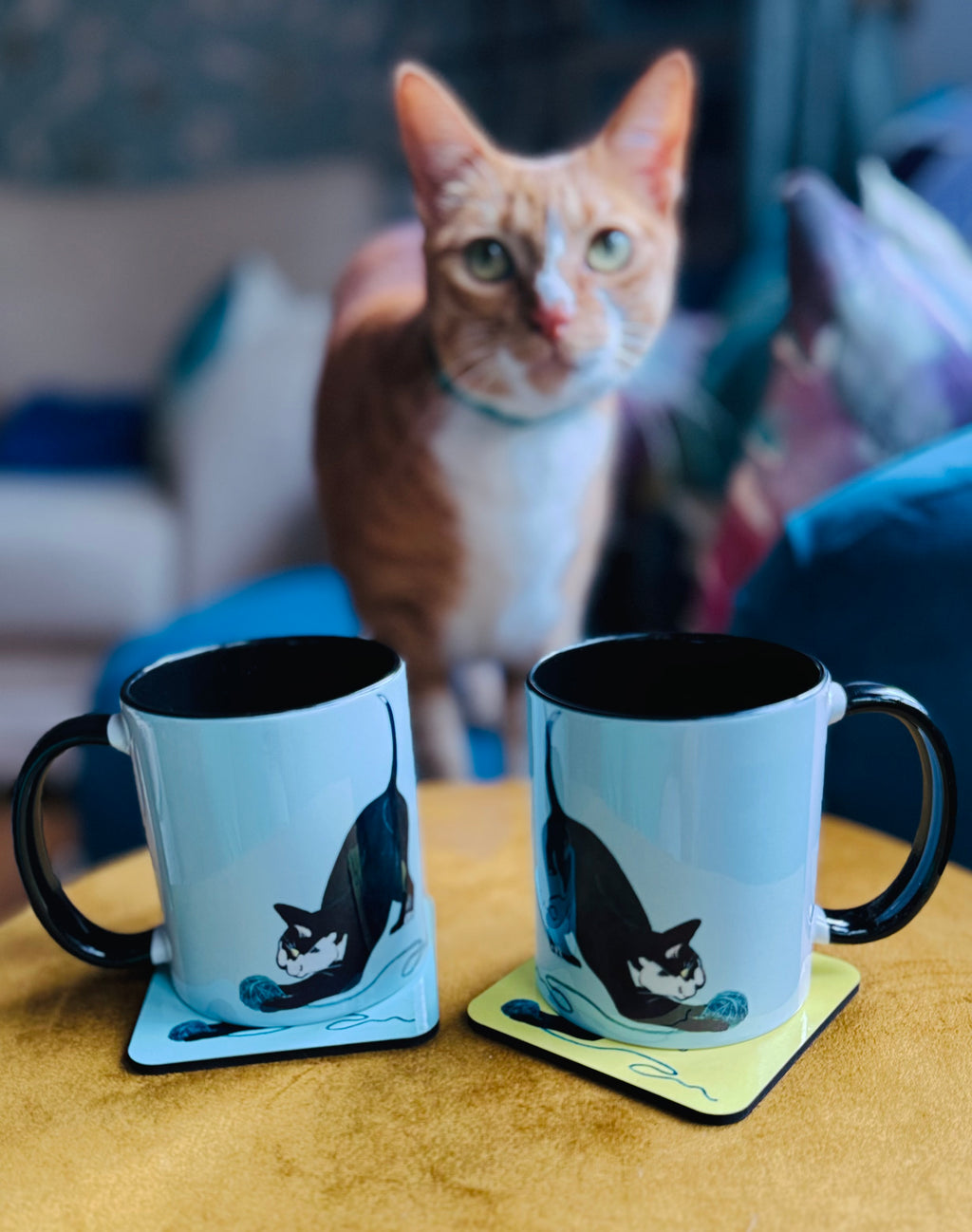 Catford cat coffee mug with black handle and interior