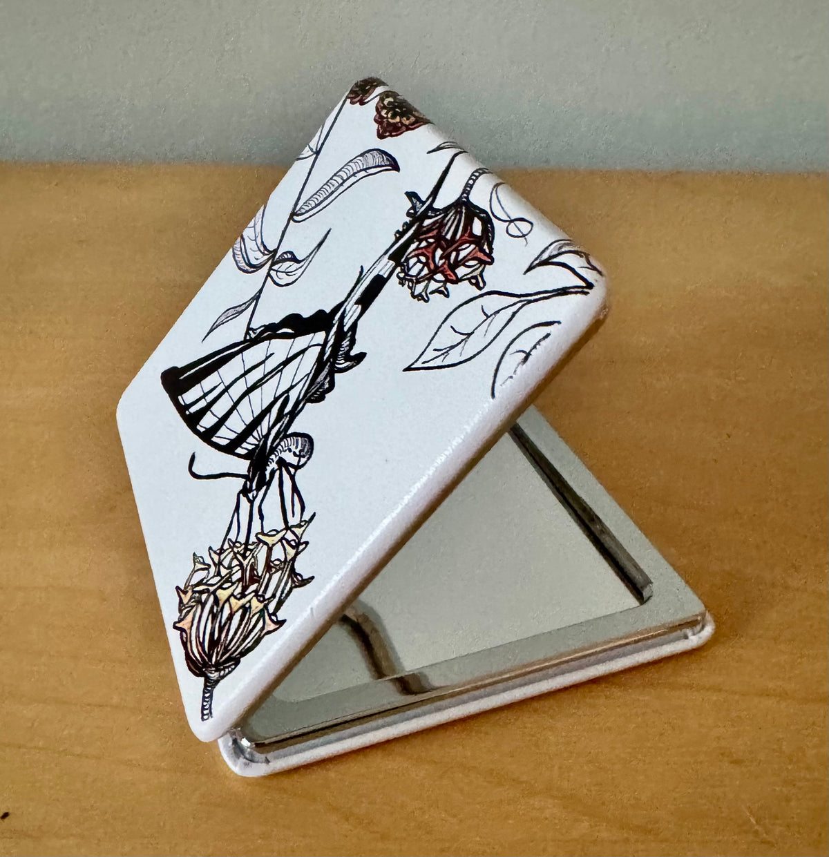 Magnifying compact mirror - butterfly - based on original artwork